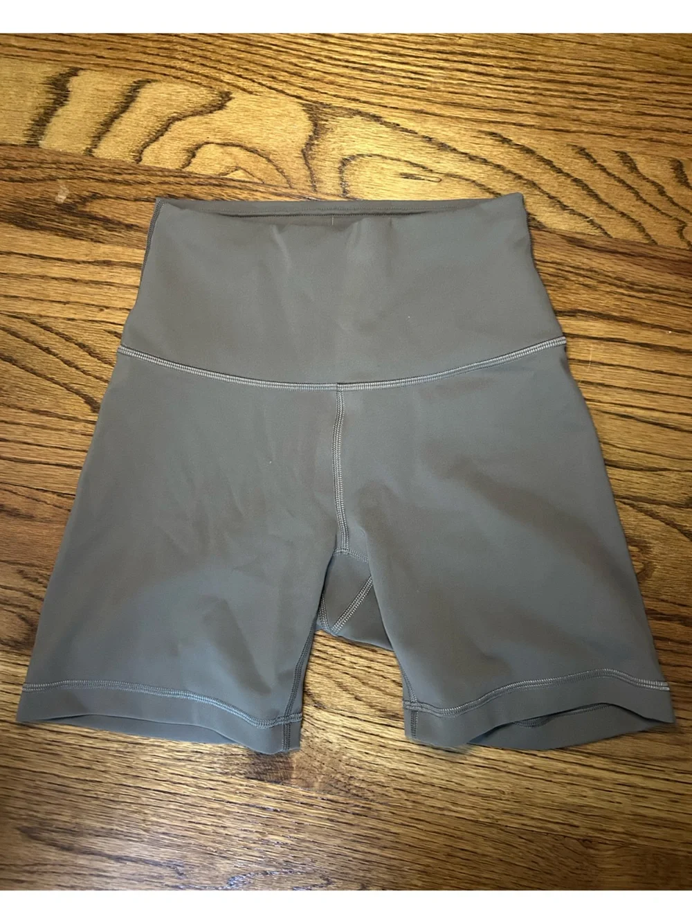 LULULEMON BIKER SHORTS